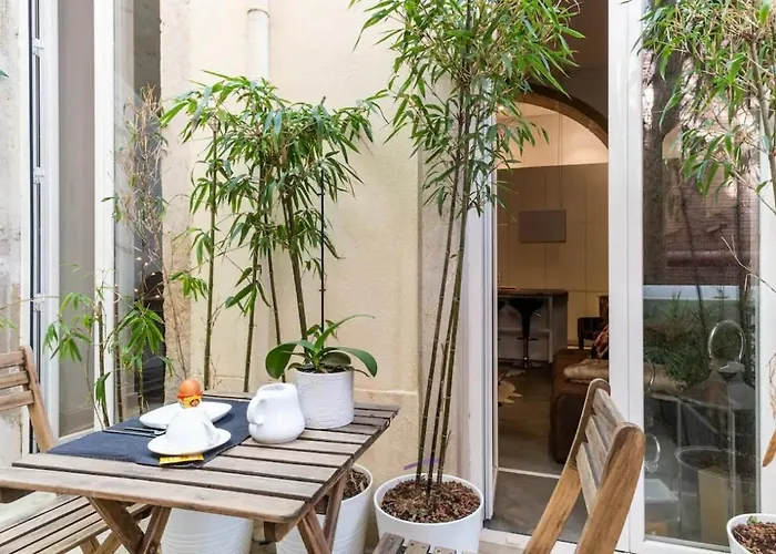 Historical Congress Center Apartment *