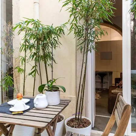 Historical Congress Center Апартаменты *